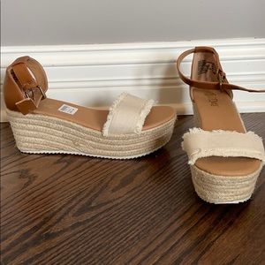 Tan espadrille sandals